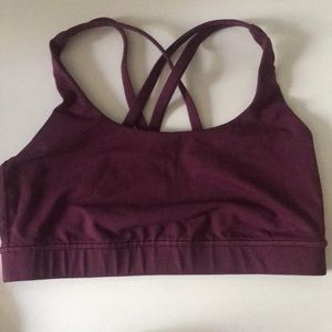 Lululemon maroon sports bra